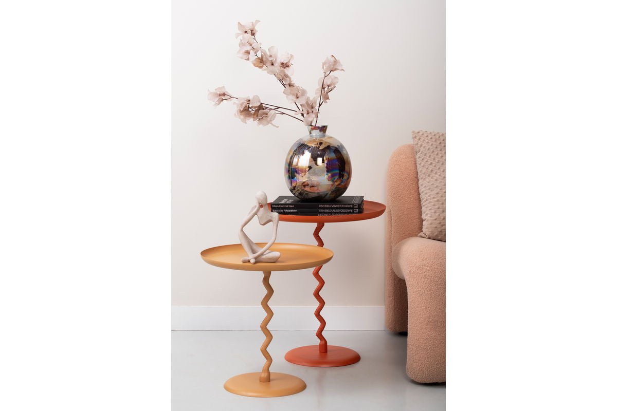 Beistelltisch Bandicoot – aus Eisen und Korkenzieher Säule