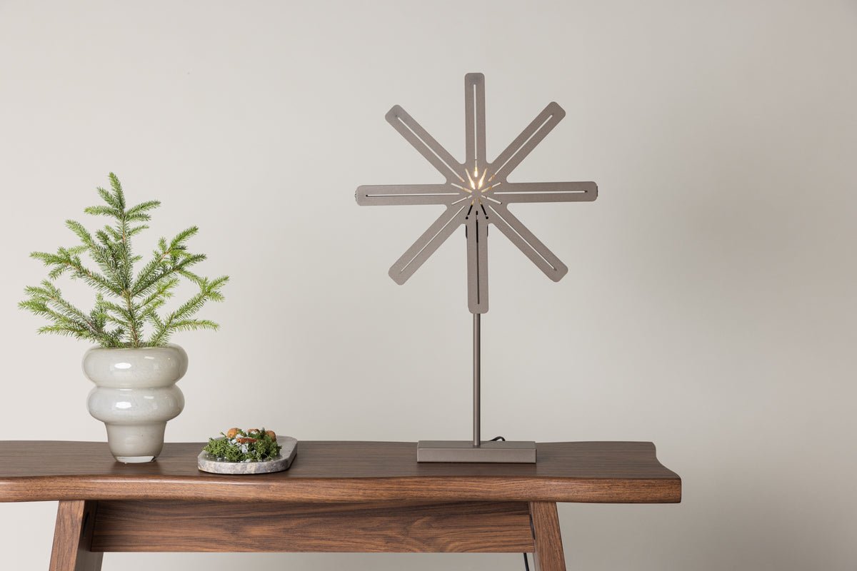 Weihnachtliche Stehleuchte Levi - in 2 verschiedenen Höhen