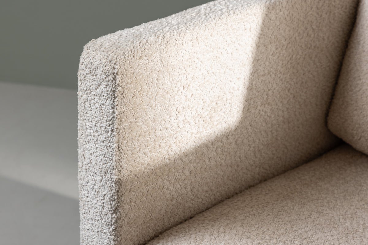 Sessel Rimini - mit weißem Bouclé-Stoff