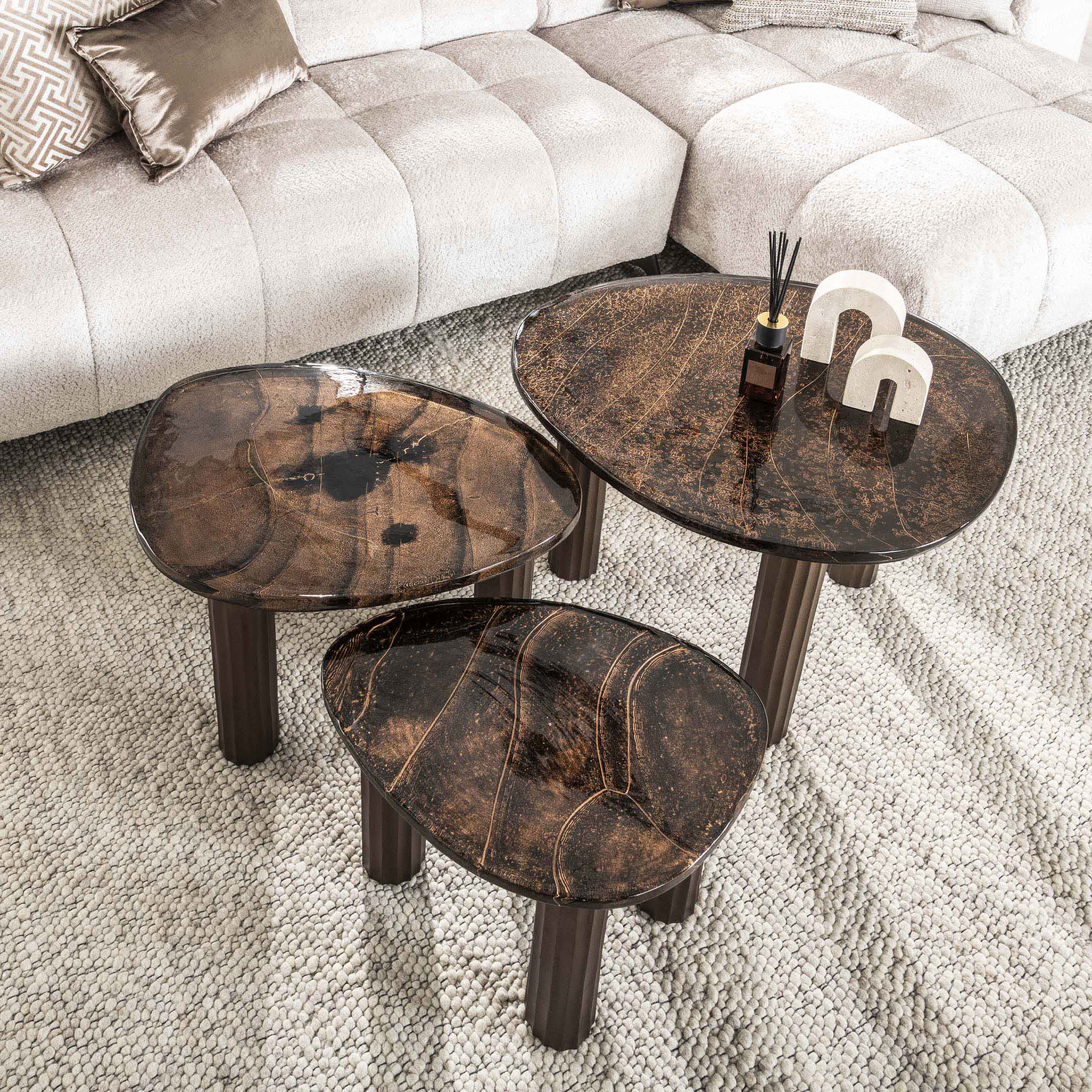 Couchtisch Elysium - Größe S in Antikkupfer oder Antikgold mit Gussglas