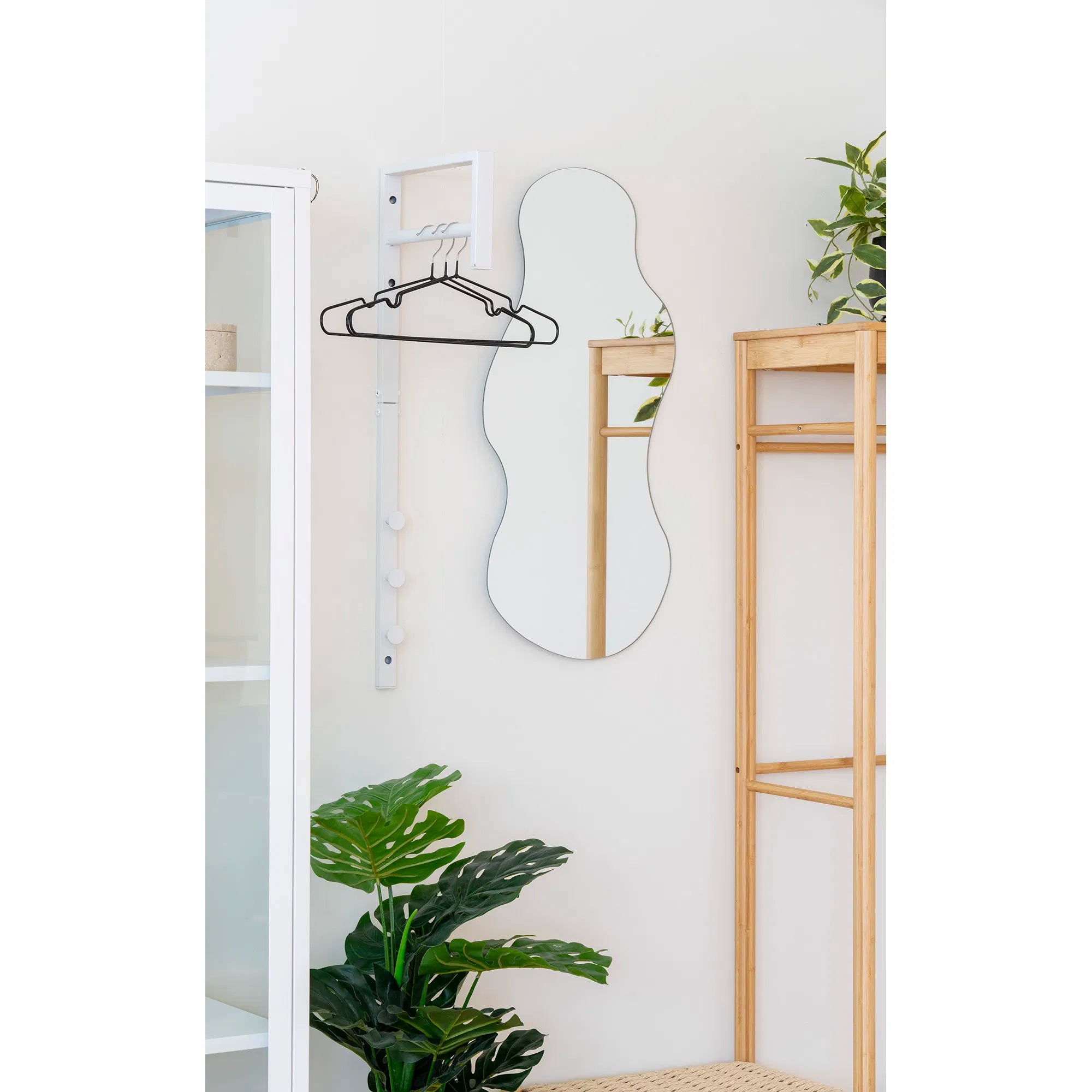 Spiegel Orviano Tall – Organische Form aus Glas