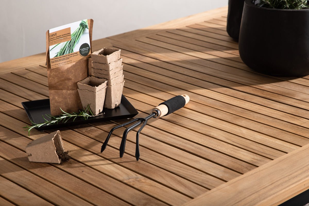 Gartentisch Lunea - ein ausziehbarer Esstisch für draußen