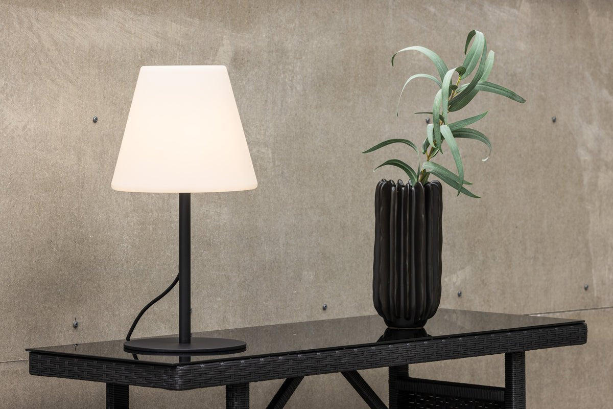 Outdoor-Tischlampe „Pora“ – wetterfest für Balkon & Outdoor-Bereich