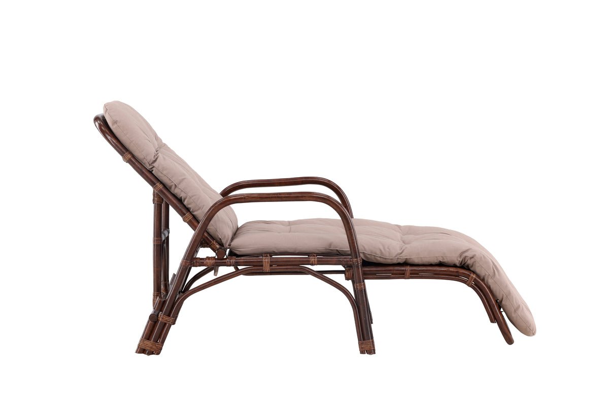 Sonnenliege Virell - aus Rattan inklusive Kissen