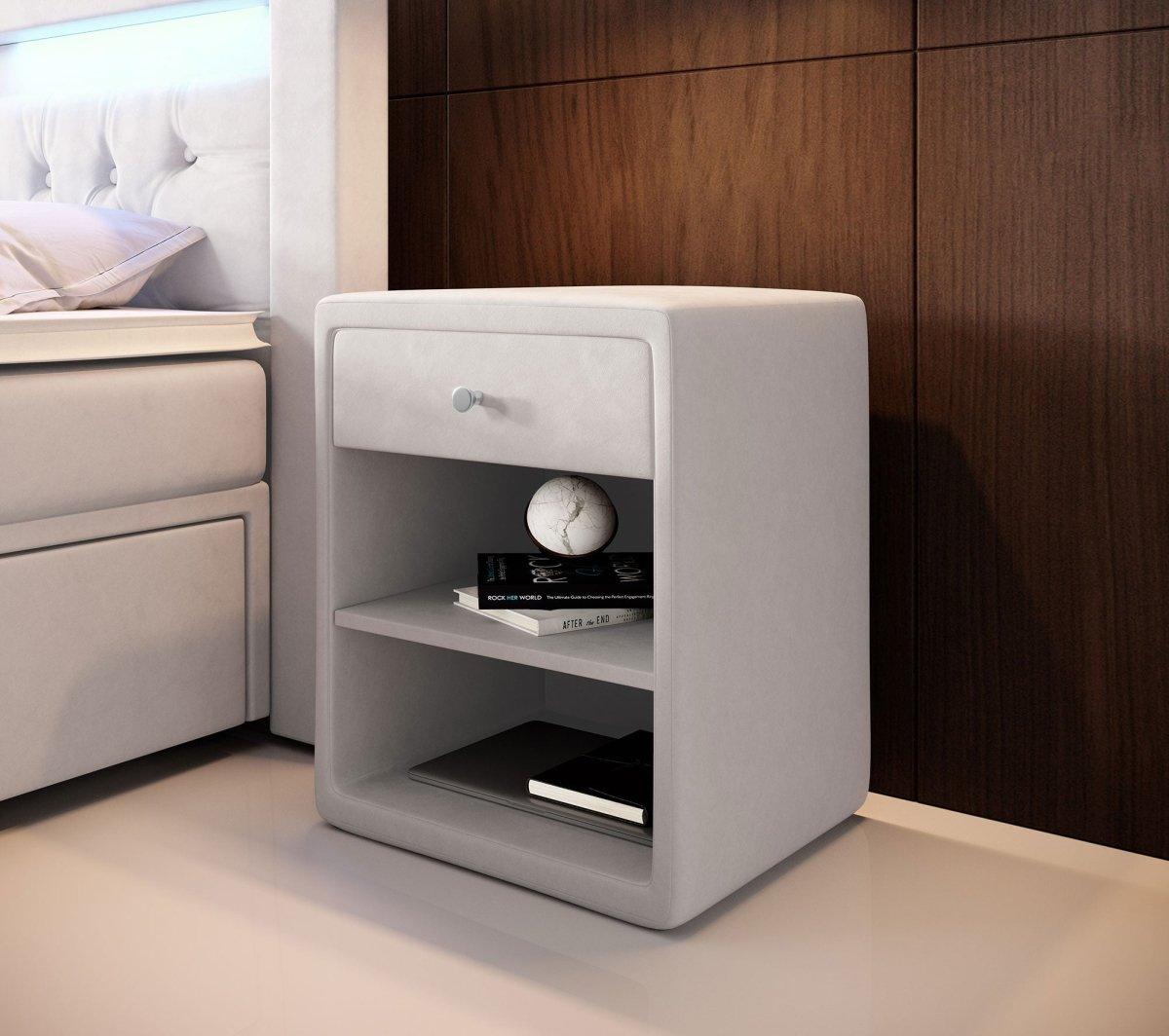 Designer Nachttisch Amy (Samt) - Luxusbetten24