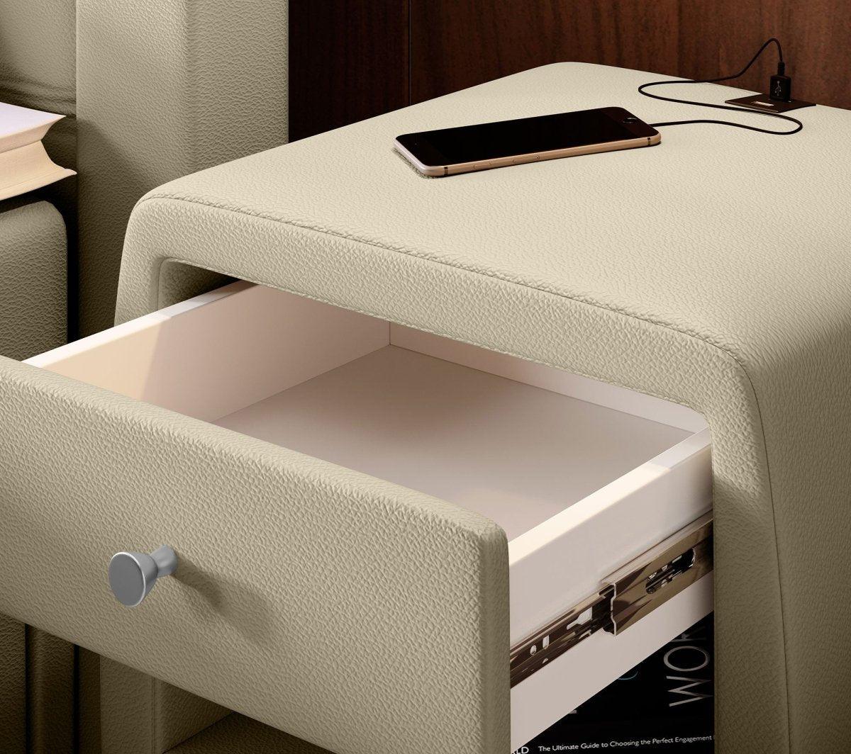 Designer Nachttisch Tavira mit USB (Kunstleder) - Luxusbetten24