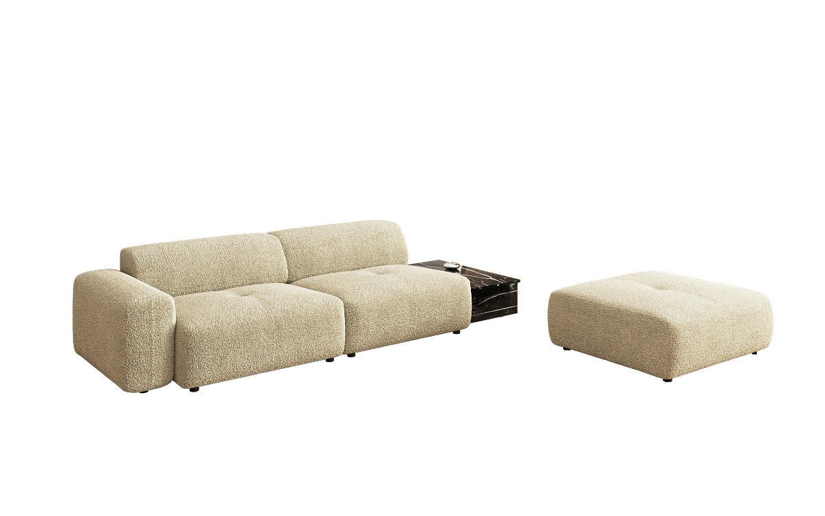 Designer Sofa Calm 3-personers med skammel og sidebord i Bouclé