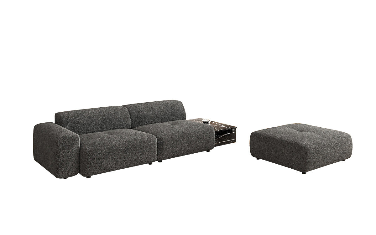Designer Sofa Calm 3-personers med skammel og sidebord i Bouclé