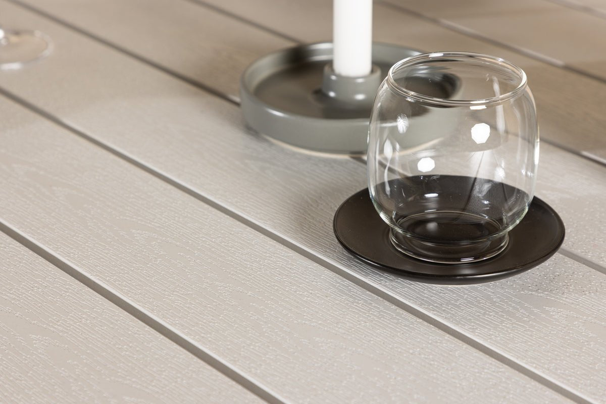 Gartentisch Tareen - en harmonisk kombination af naturlighed og stabilitet