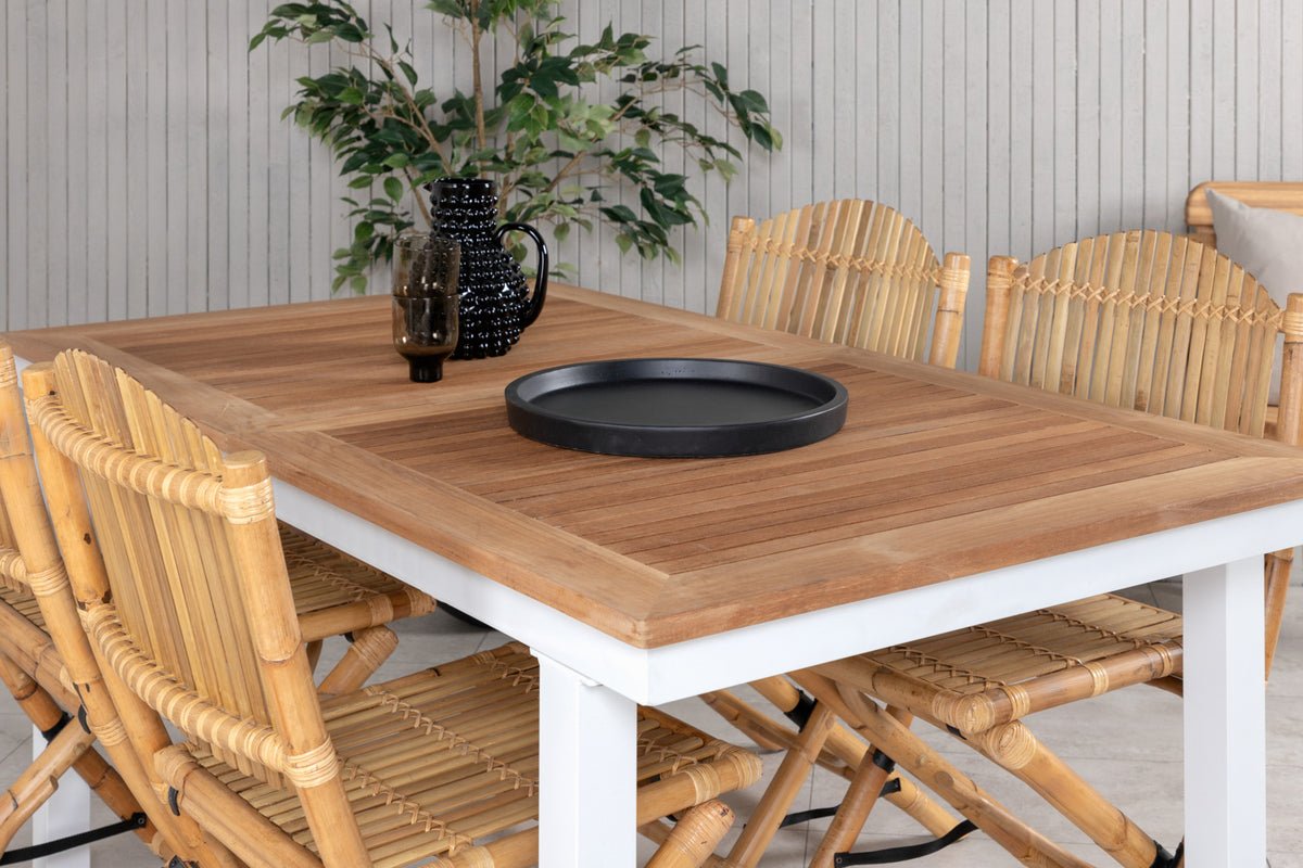 Havestol Koni - i rattan med naturligt udseende