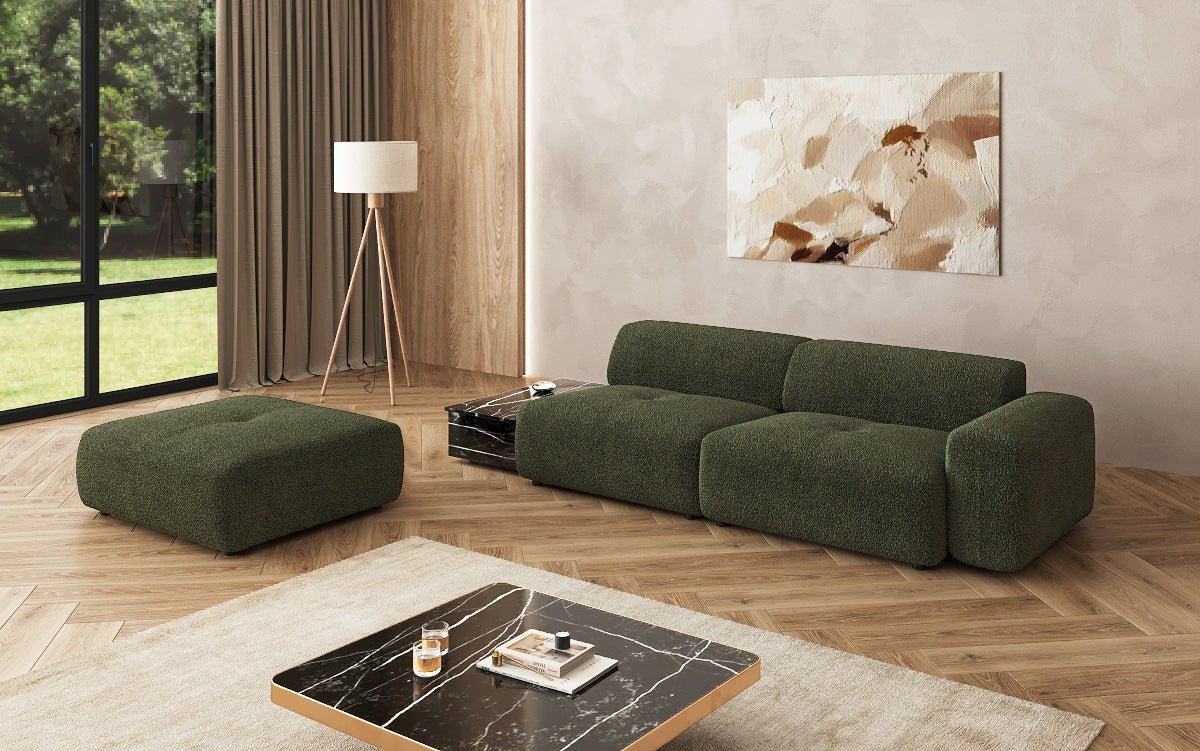 Designer Sofa Calm 3-personers med skammel og sidebord i Bouclé