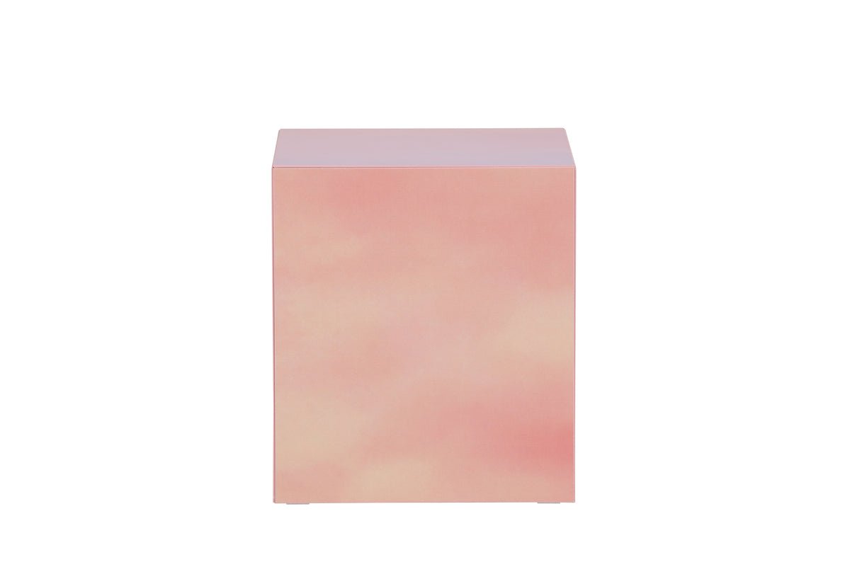 Sofabord/Sidebord Nivara – Kubus med usædvanligt udseende