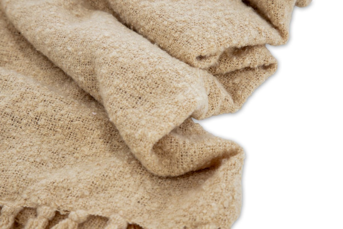 Tagesdecke „Stanley Sand“ – 170×130 cm med struktur og frynser