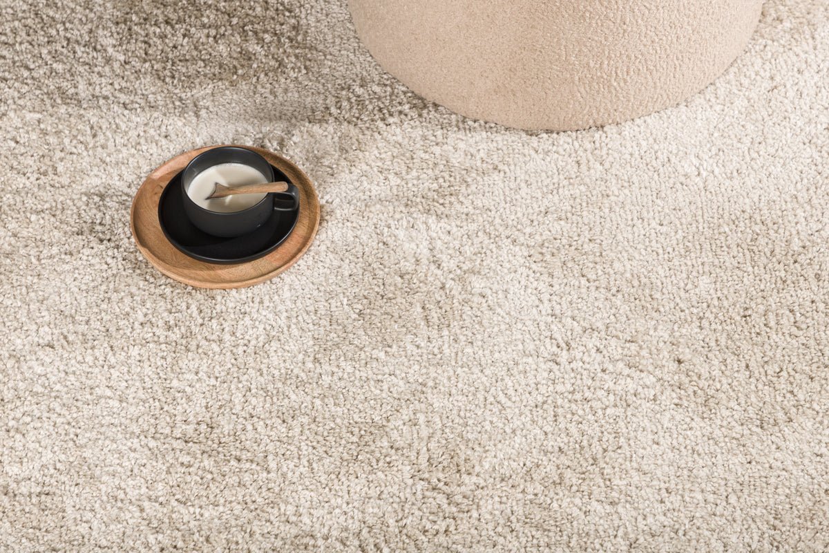 Højloftet tæppe Oden – i tre farver af polypropylen & jute