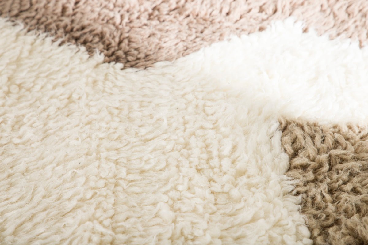 Tæppe Naomi – med høj luv af uld