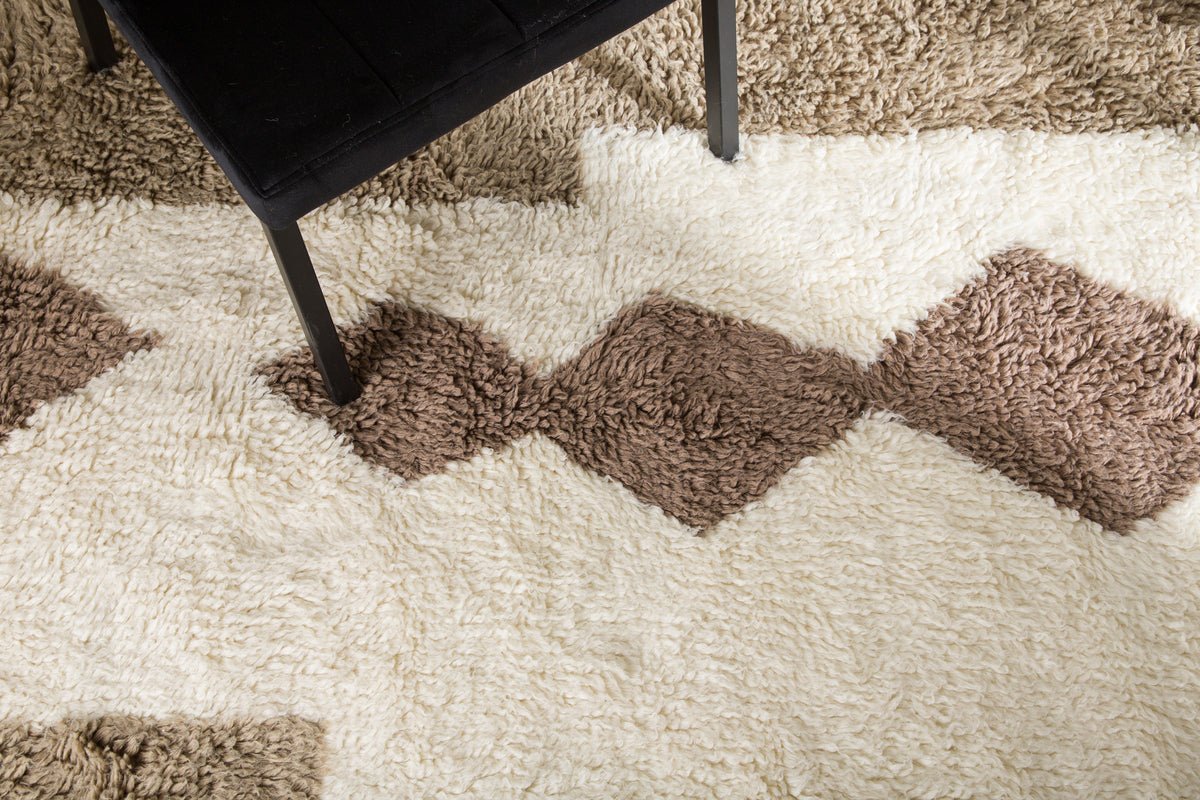 Tæppe Naomi – med høj luv af uld