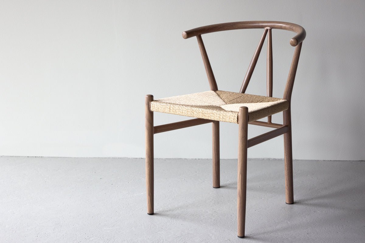 Stol Fliou II - I Sort med ensfarvet sædeflade