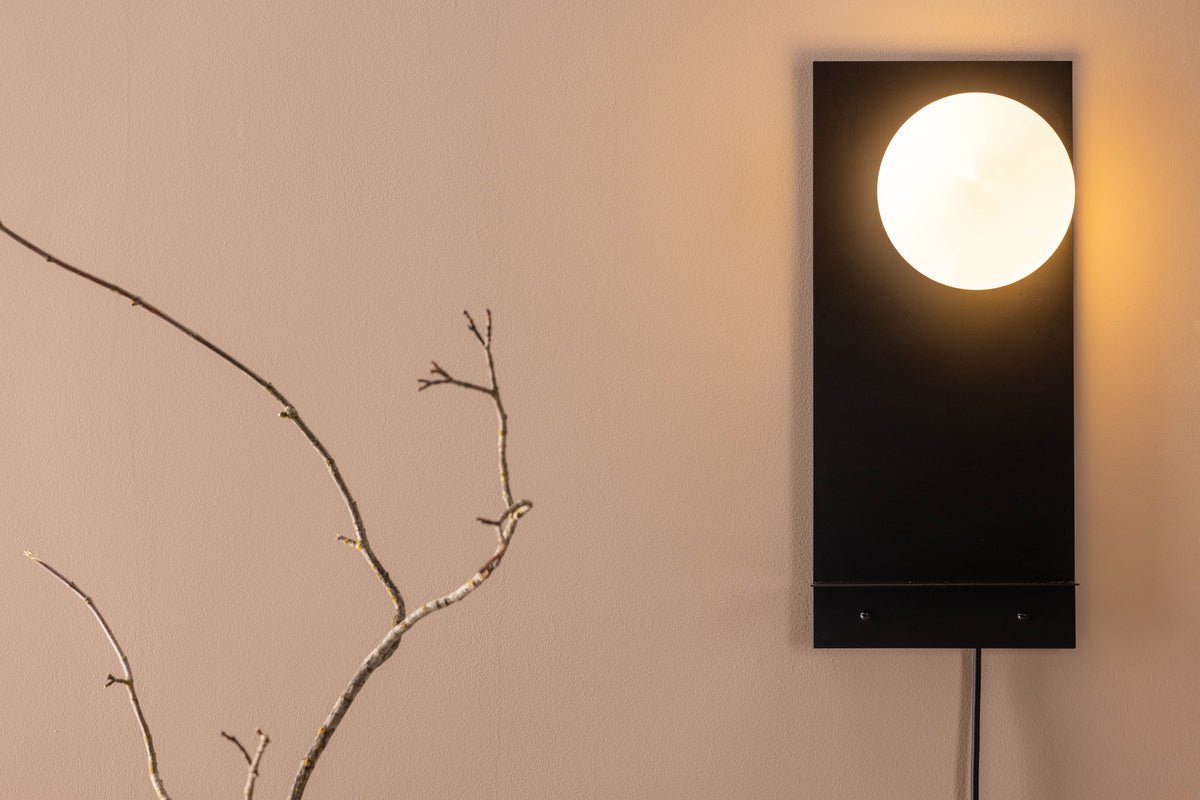 Væglampe „Monty" – Inklusive praktisk hylde