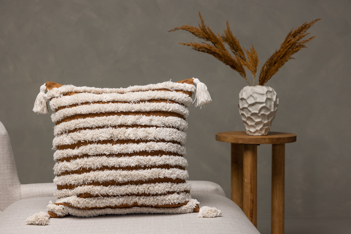 Kissenbezug Estilo - 45x45 cm mit weiß-braunem Muster