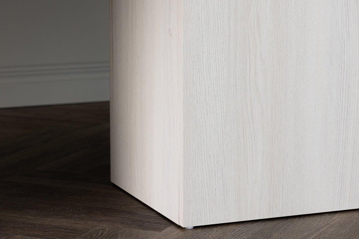 Spisebord Marama - i skandinavisk, klart og minimalistisk design