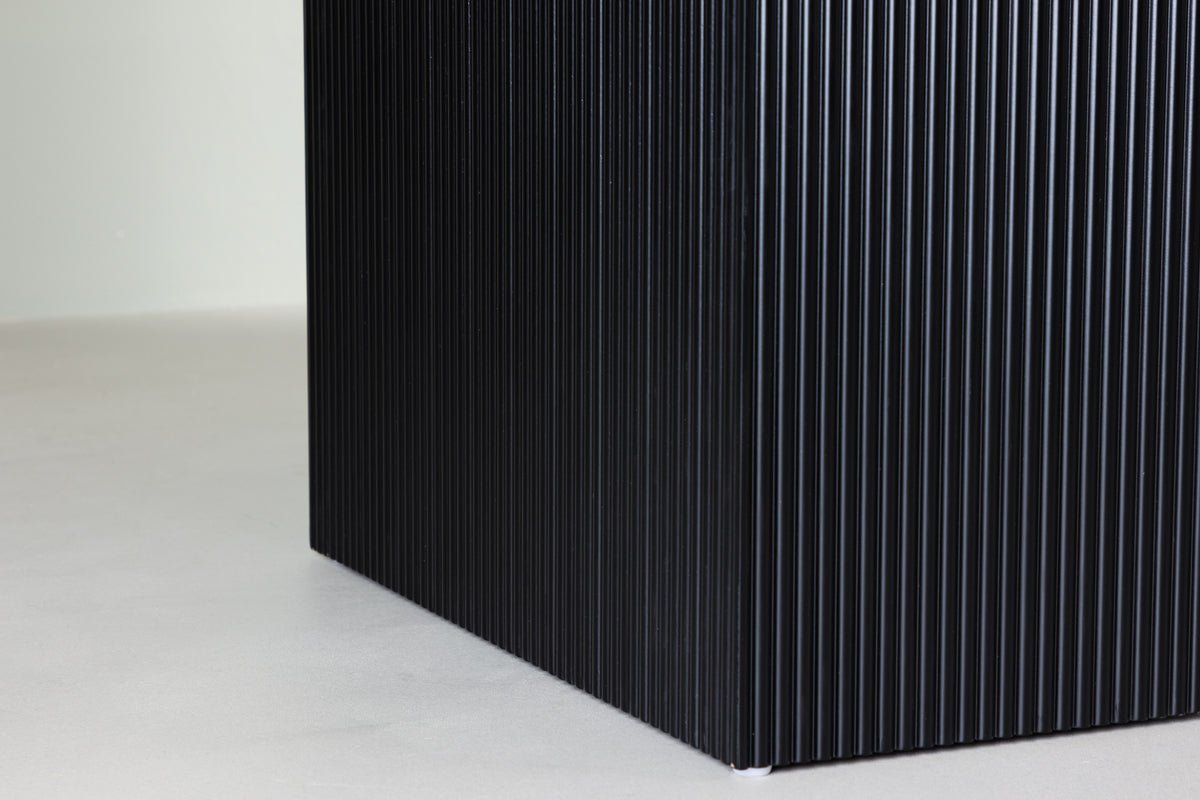 Spisebord Te Kaha - i elegant, tidløs udseende