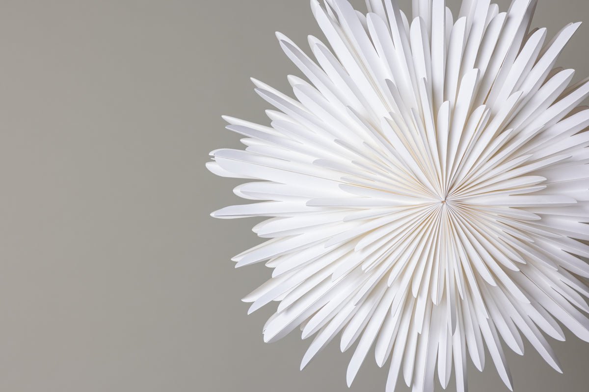 Juleagtig loftslampe Lyra - ⌀ 60 cm i 5 farver