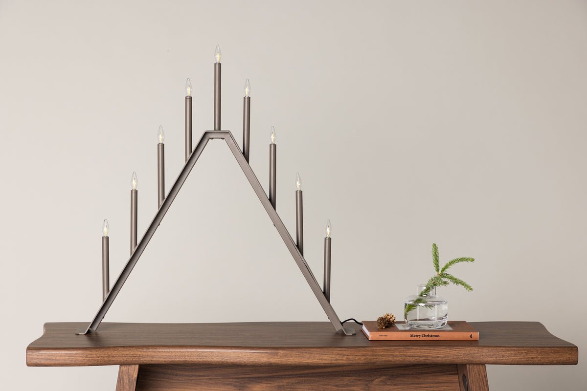 Julebelysning Lori - Adventslysestage med 9 lys