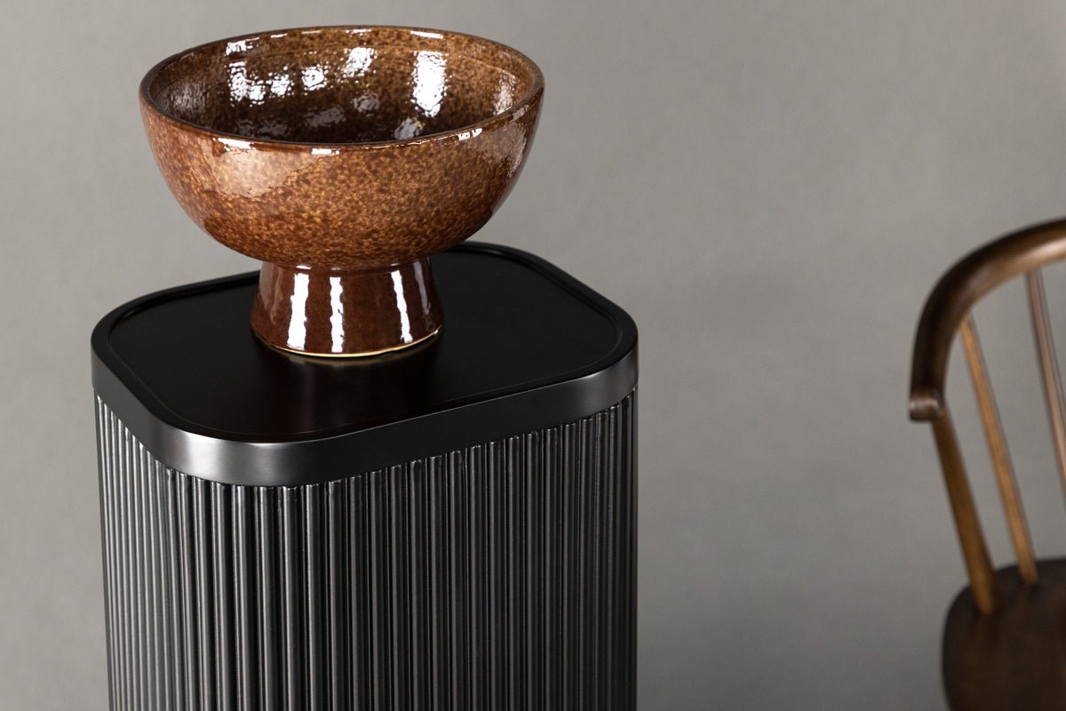 Sidebord Lars – elegant design i Sort