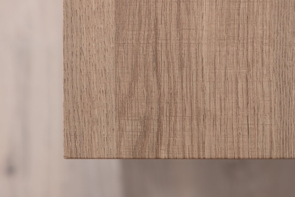 Sidebord Florin – enkelt og moderne i to farver