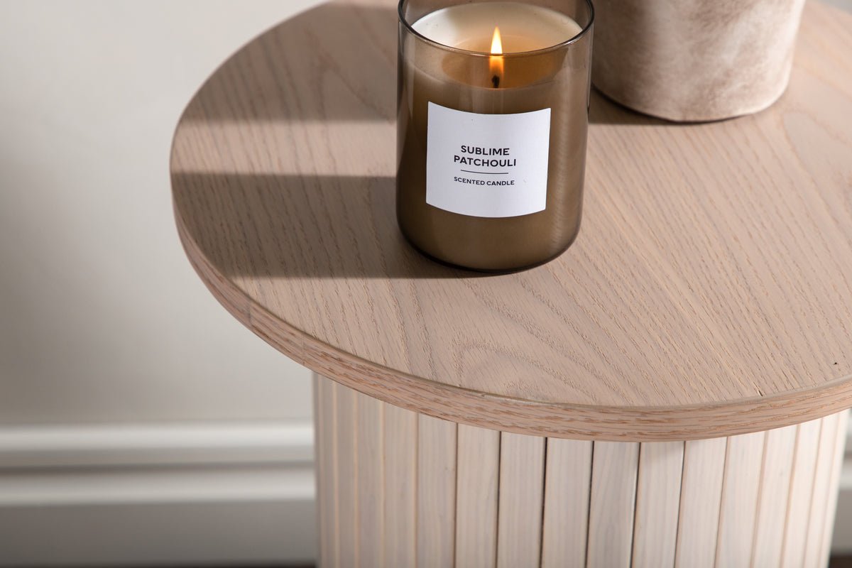 Sidebord Nala – moderne design med ribbedetaljer