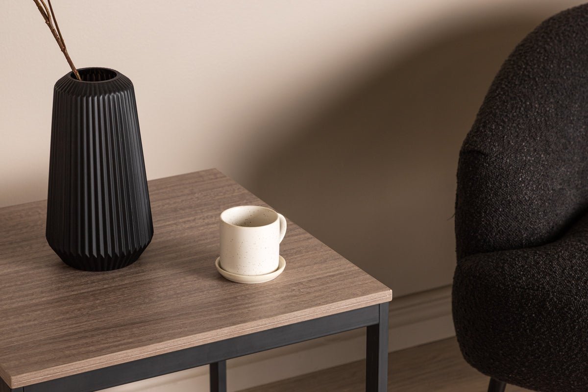 Sidobord Cedric – i Mørkebrun