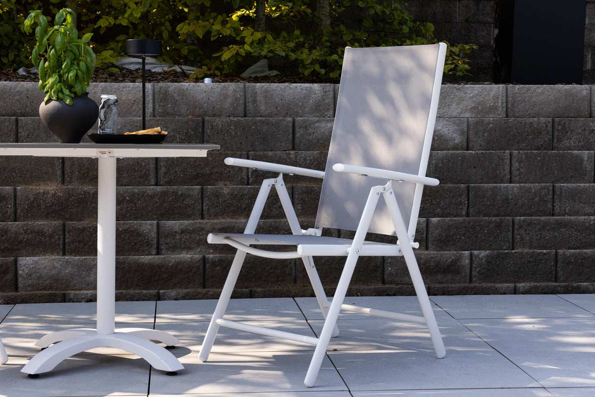 2er Set Gartenstuhl Awa - weißes Gestell aus Aluminium, Sitzfläche aus Textilene, verstellbare Rückenlehne