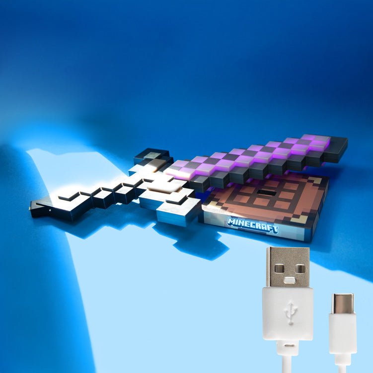 Minecraft LED-bordlampe „Netherite Sword“ – med batteri & farveskift