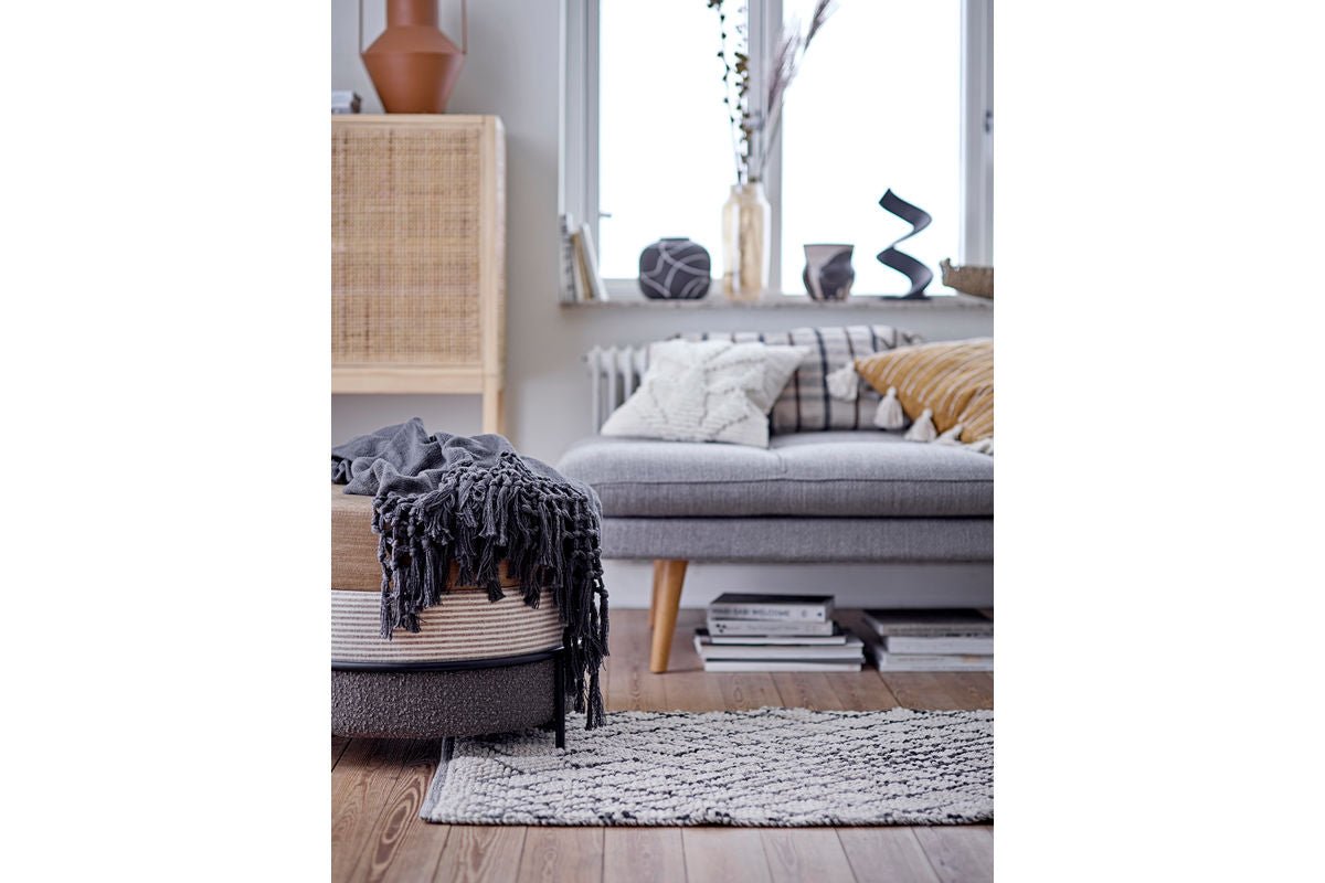 Deko-Blumentopf Arosa – Handgefertigtes Design in Schwarz