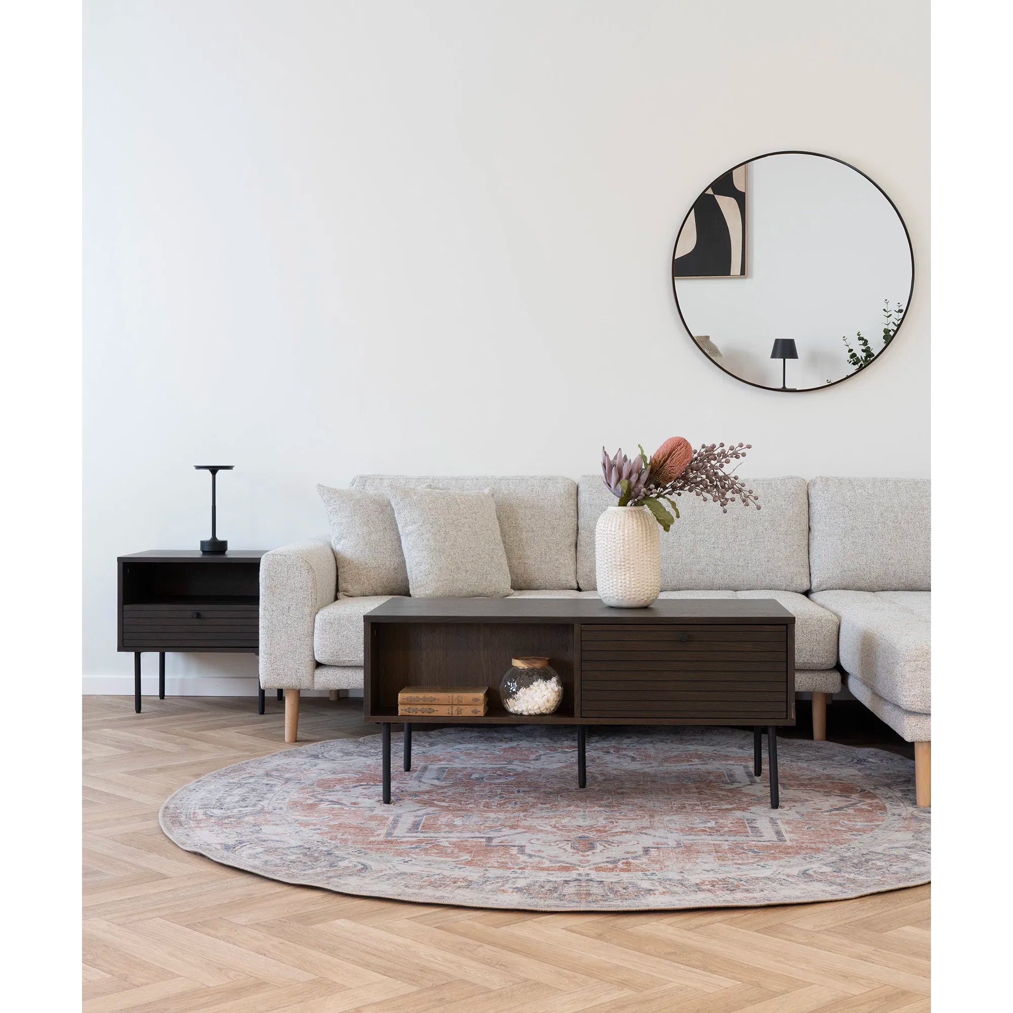 Spiegel Cirano – rund design med sort aluminiumsramme (Ø60 cm)