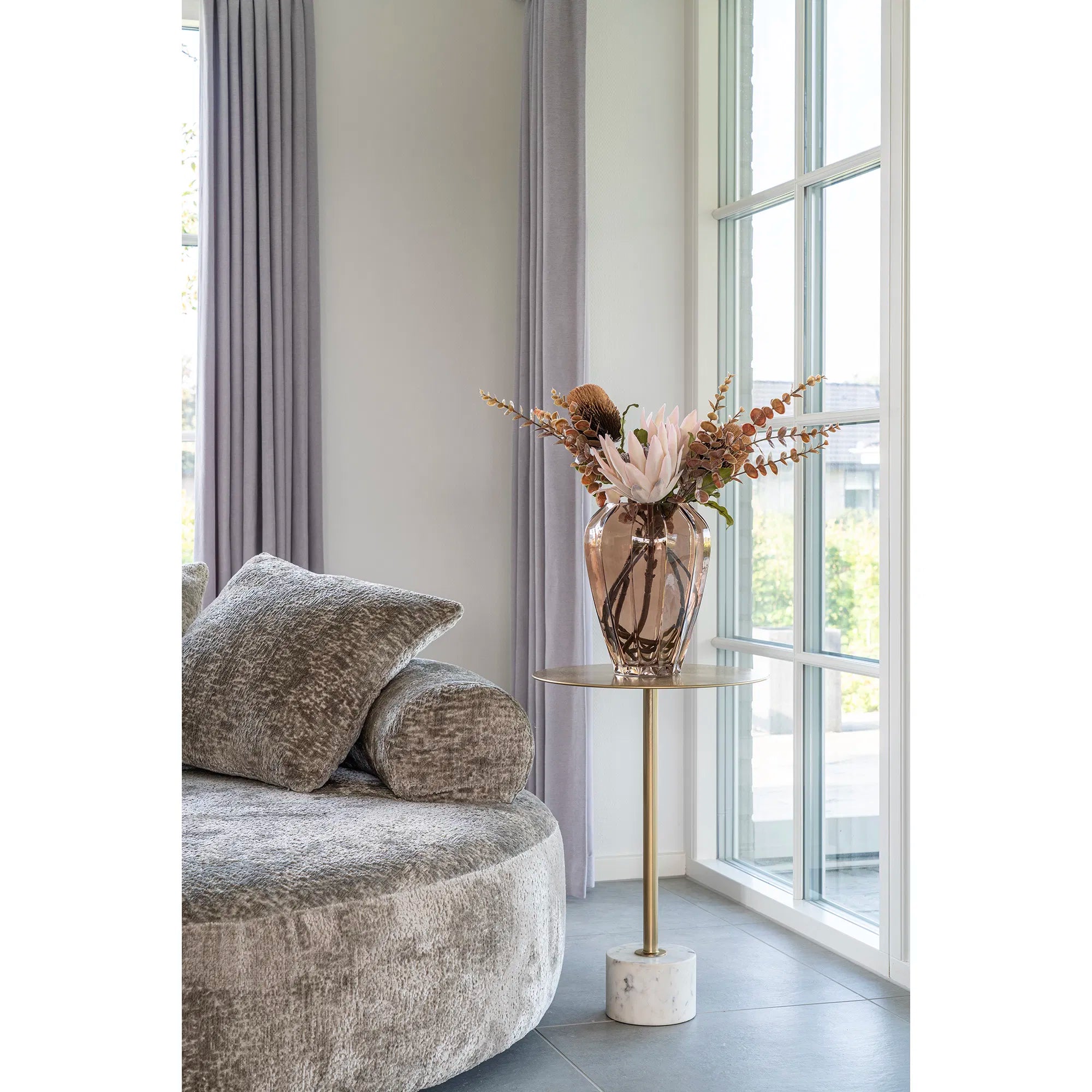 Vase „Oliviera“ – Røgbrunt glas