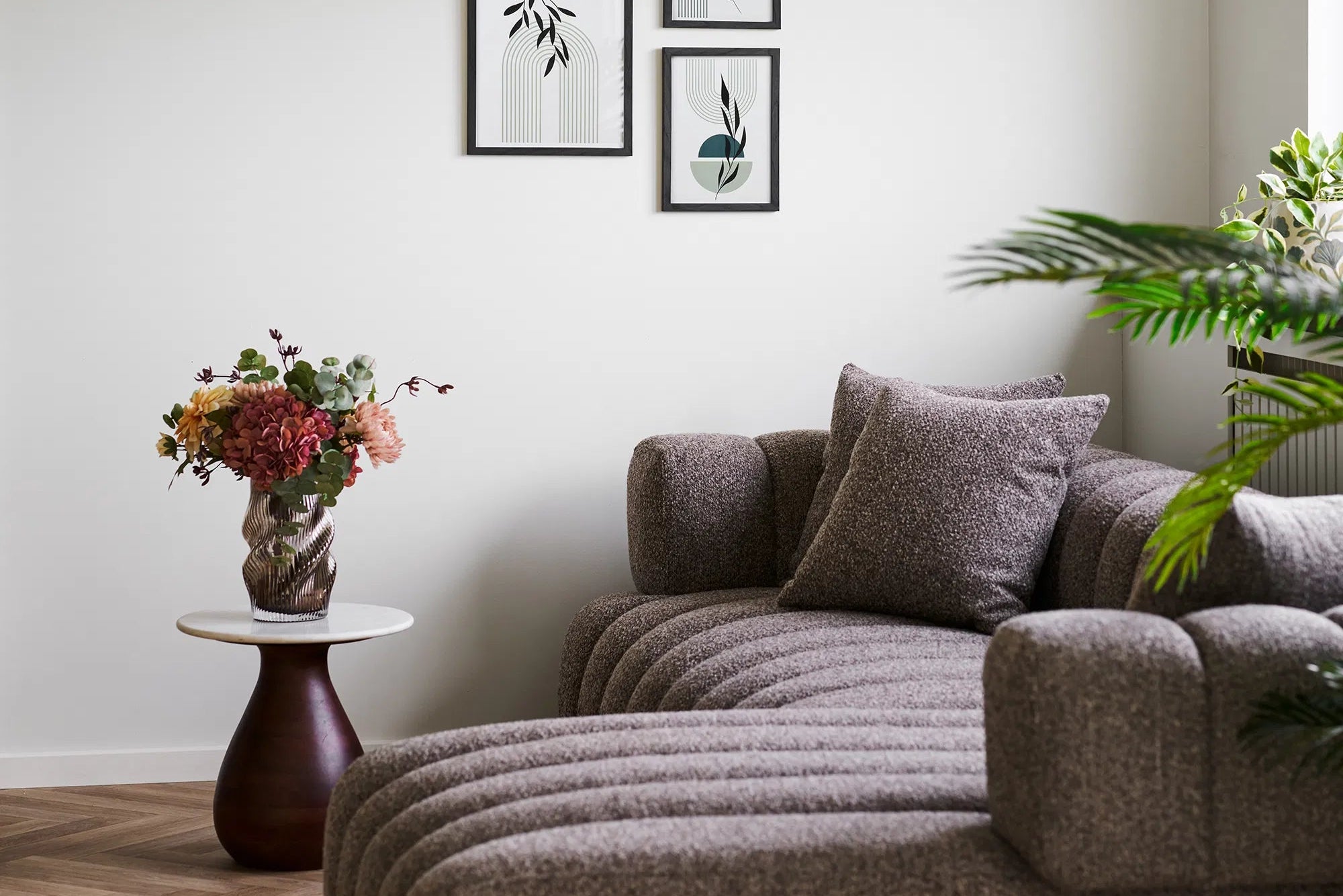 Vase Salmira - elegant glasvase i brun