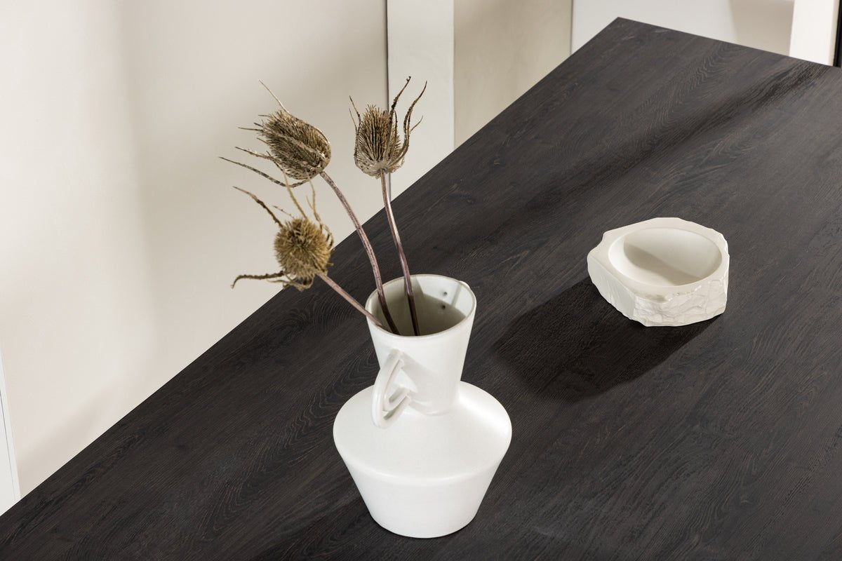 Spisebord Koru - med stor bordplade i egetræslook