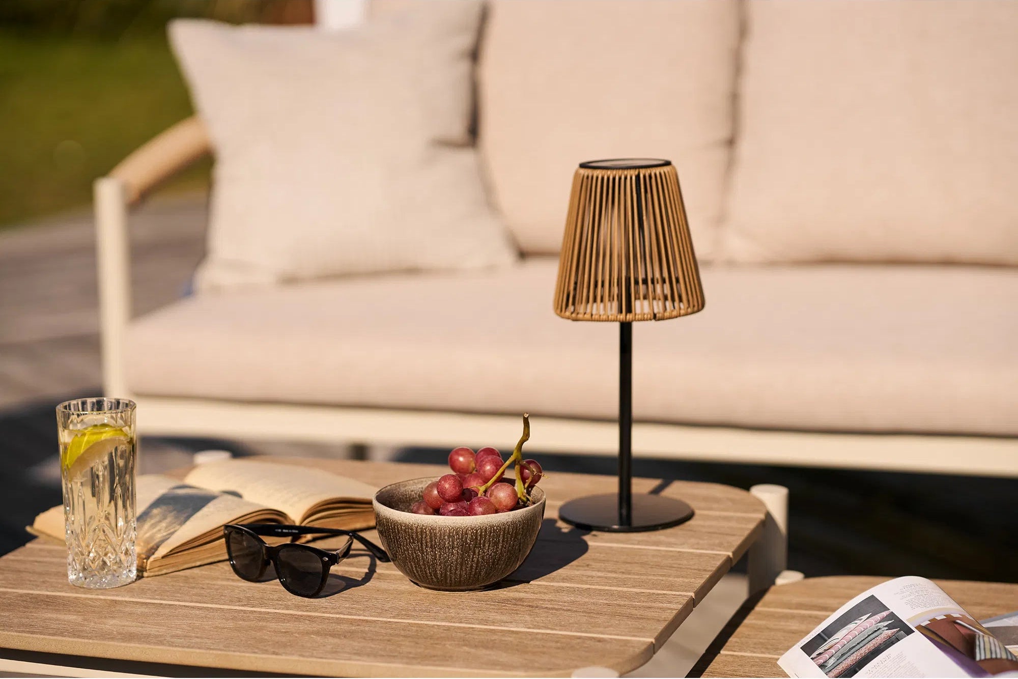 Schale Nivella – aus Steingut gefertigt mit reaktiver Glasur