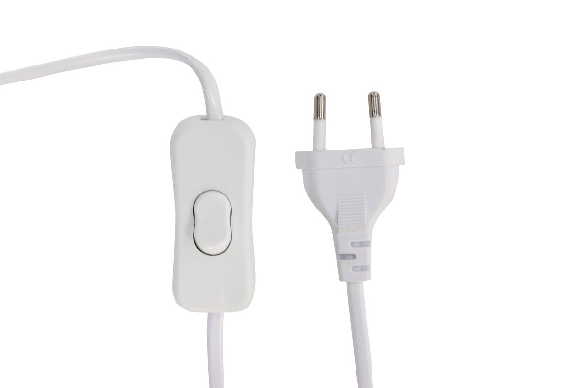 Bordlampe „Marcello“ – Stilfuld betonsokkel med riffellet lampeskærm