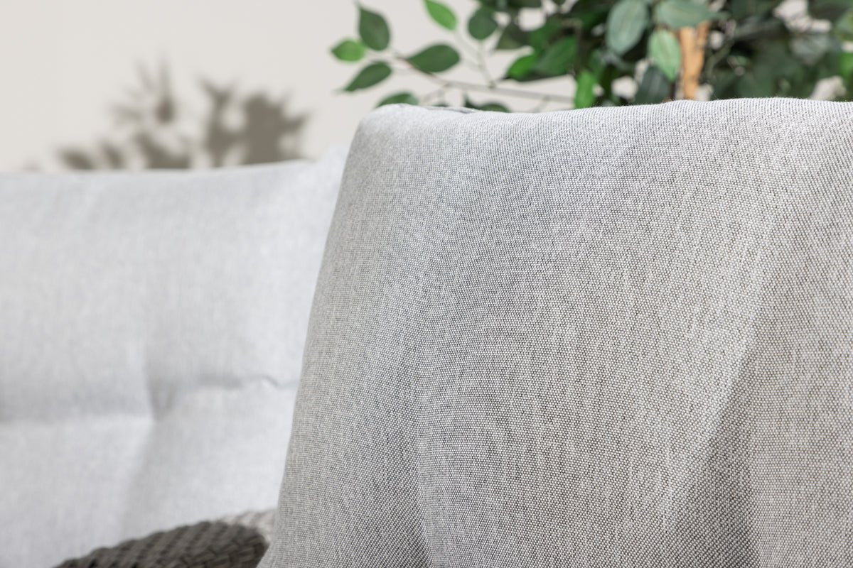 Havemøbelsæt Henry – med glasplade og sædehynder