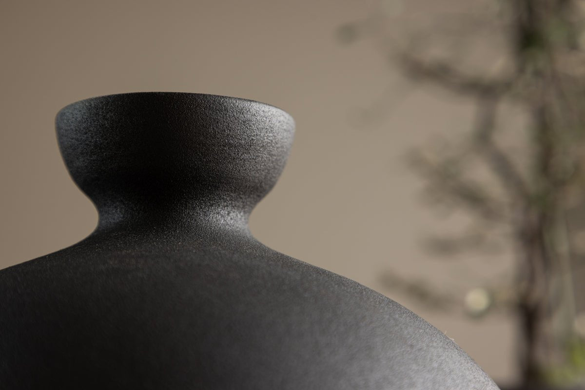 Vase Rellis Ø20 cm – Moderne med legende twist