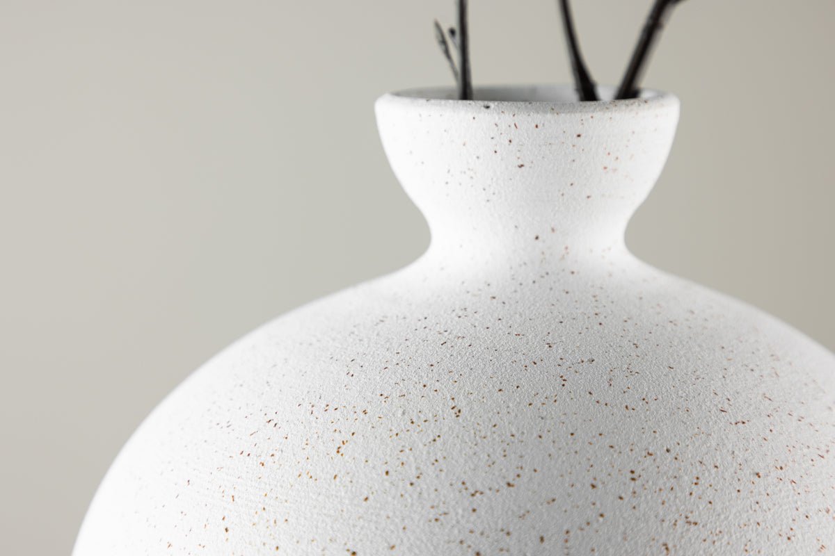 Vase Rellis Ø20 cm – Moderne med legende twist