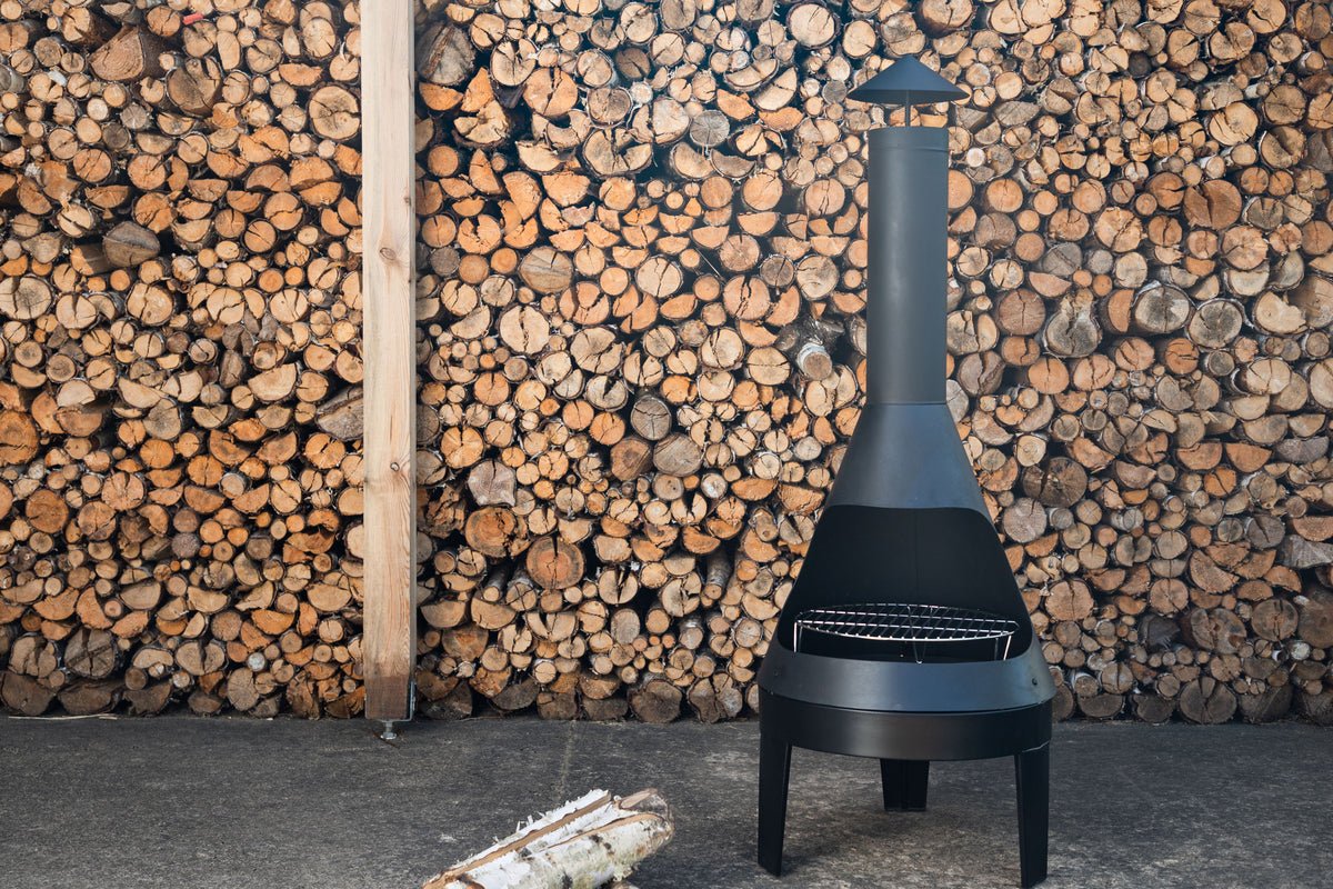 Havestuepejs Ignis - lavet af varmebestandigt stål i sort