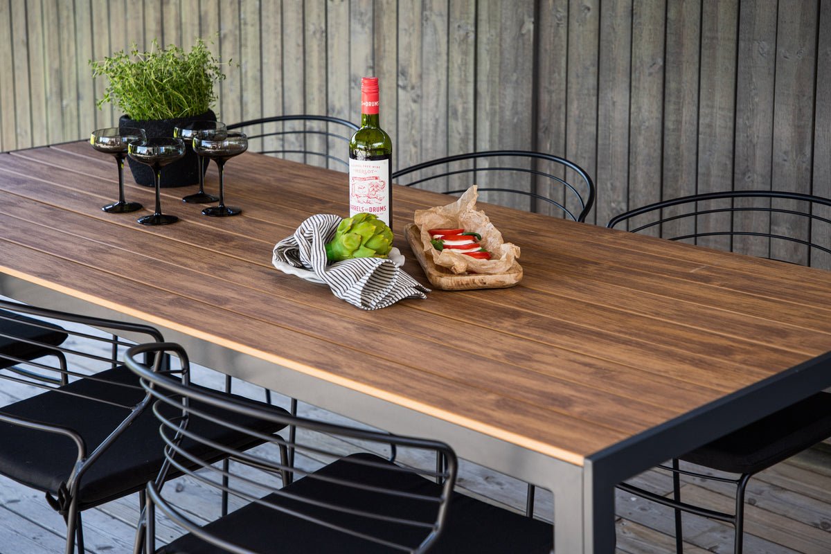 Gartentisch Tareen - en harmonisk kombination af naturlighed og stabilitet