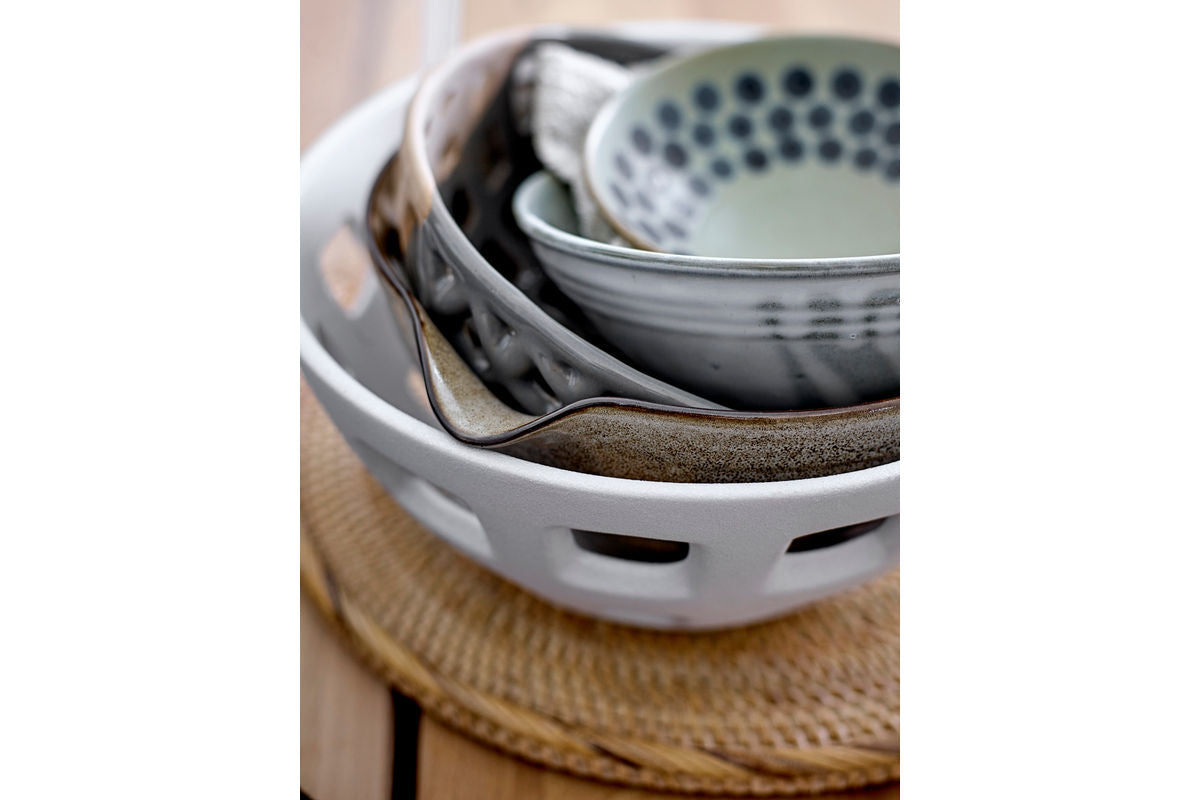 Dekorationsskål Nola – skulpturelt stentøj i Hvid