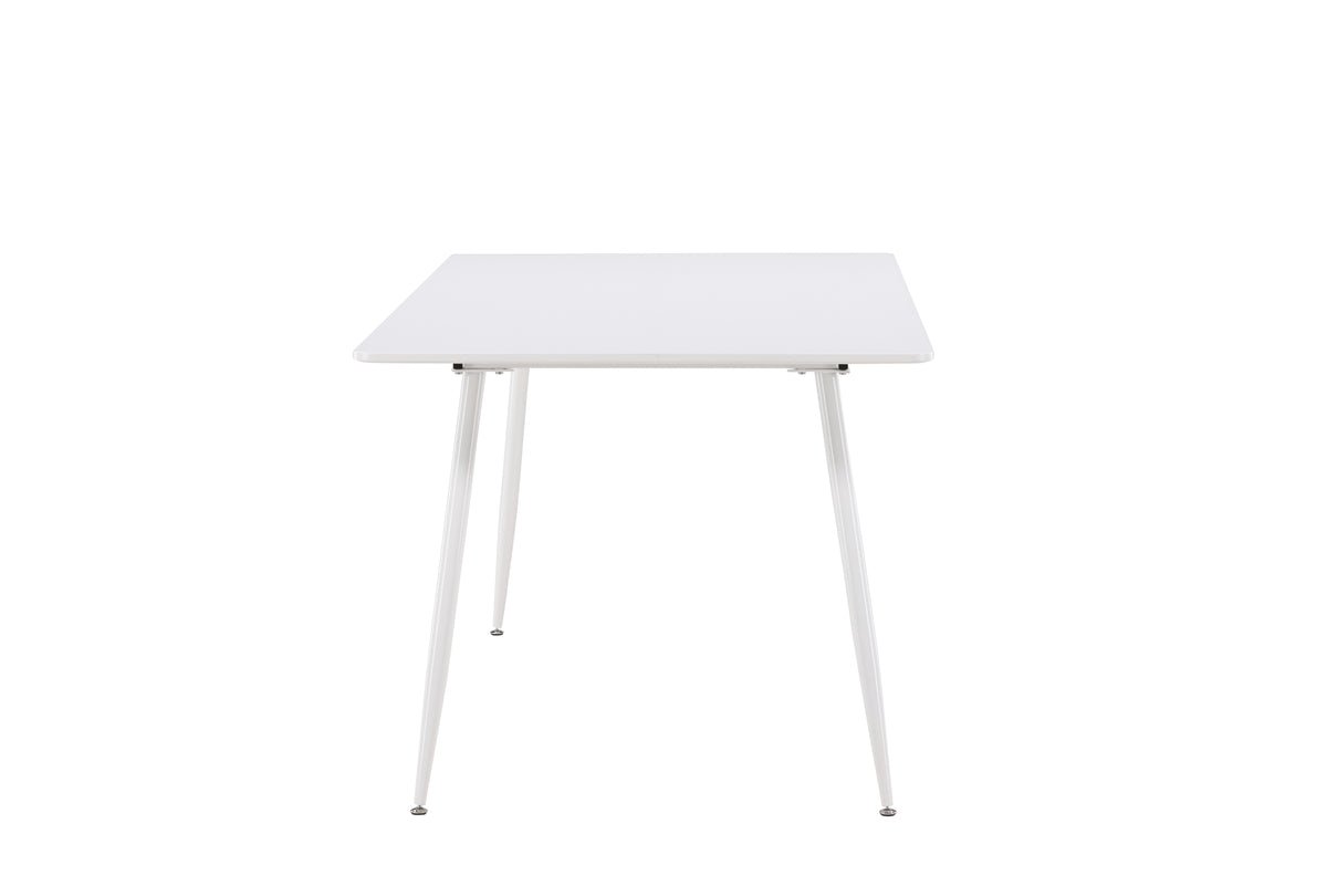 Spisebord Kea - et skandinavisk inspireret design med klare linjer