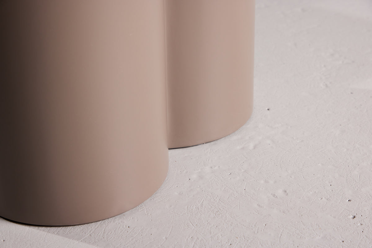 Spisebord Cavallo – Rundt bord Ø110 cm i Mørkebrun