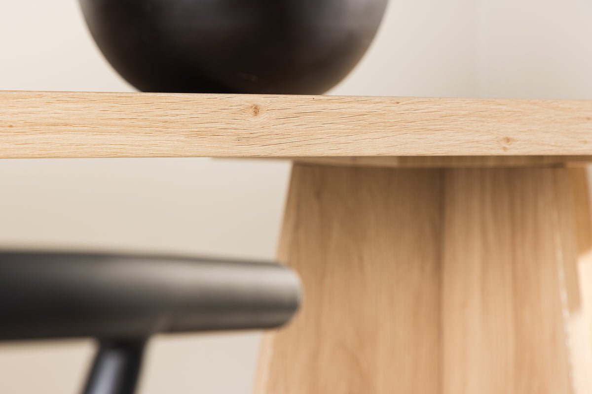 Spisebord Zayana - skaber en elegant, stilbevidst atmosfære