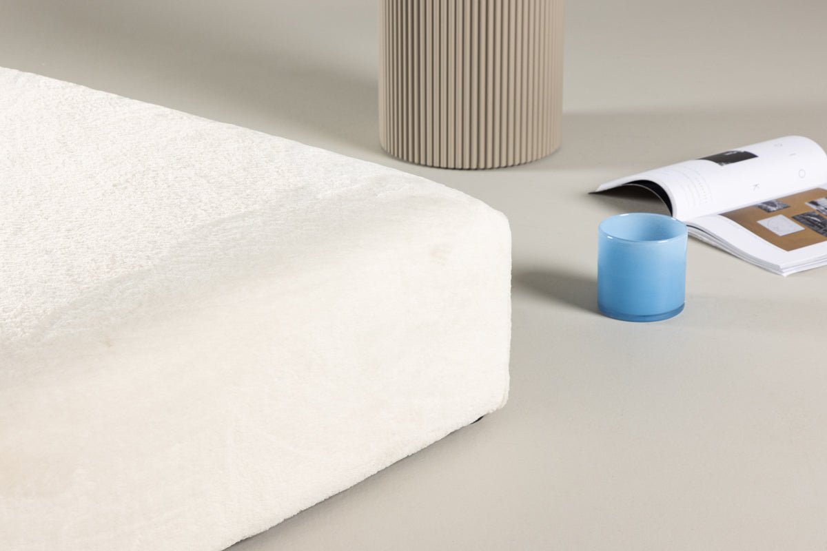 Sidepuf Nuvano – Blød puf i fleece i Beige (100 × 100 cm)